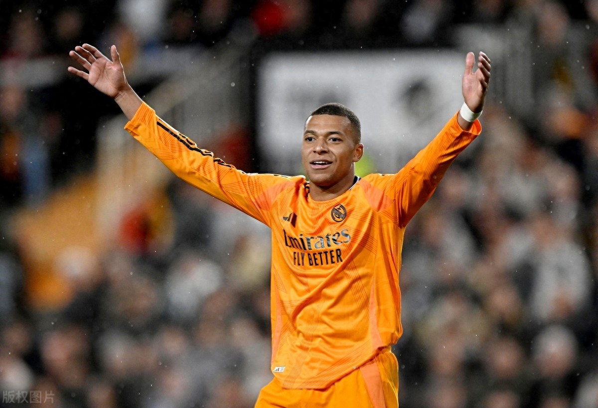 瓦伦西亚惊险获胜,晋级决赛 瓦伦西亚惊险获胜,晋级决赛